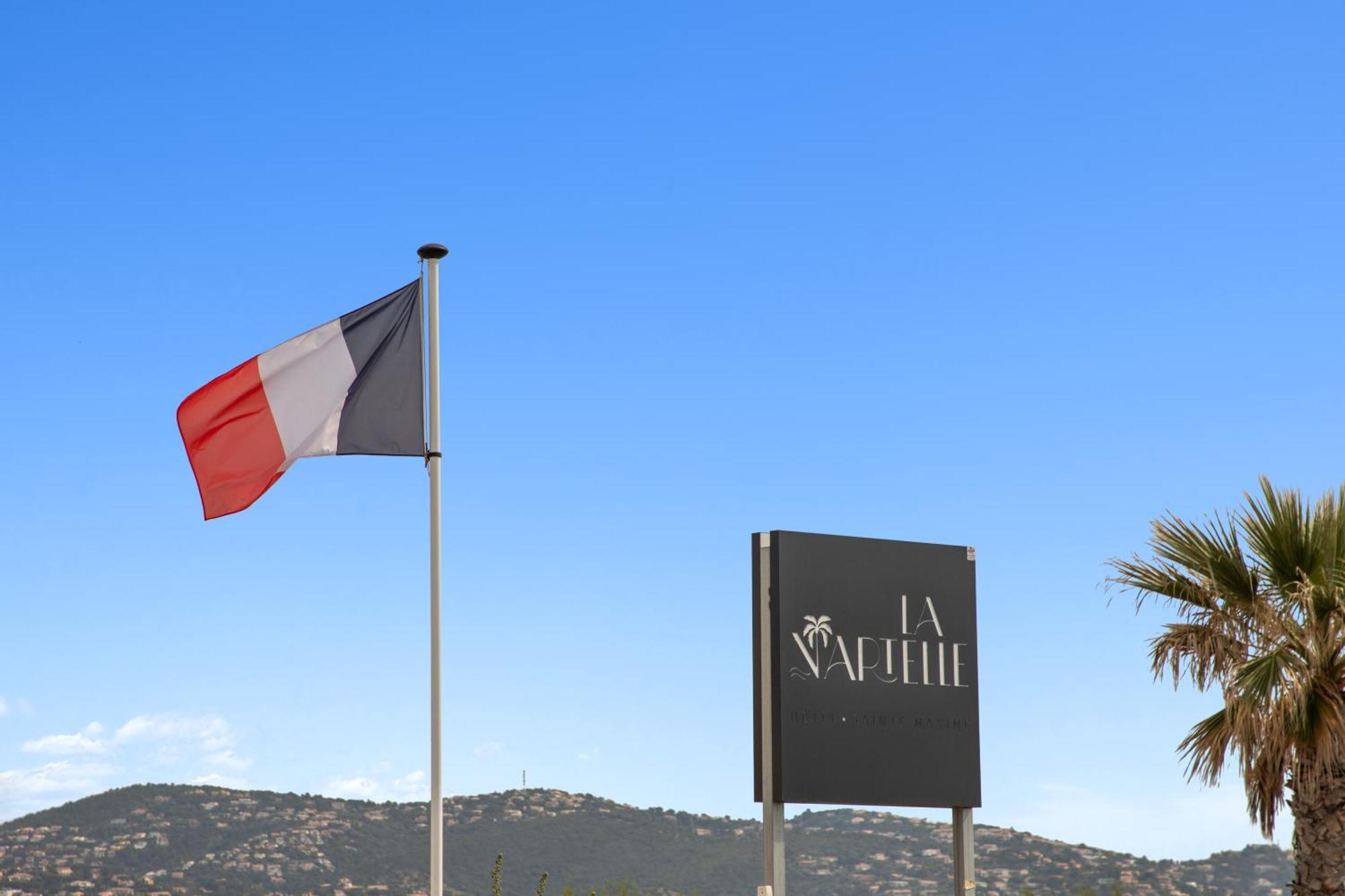 Hotel La Nartelle 圣马克西姆 外观 照片