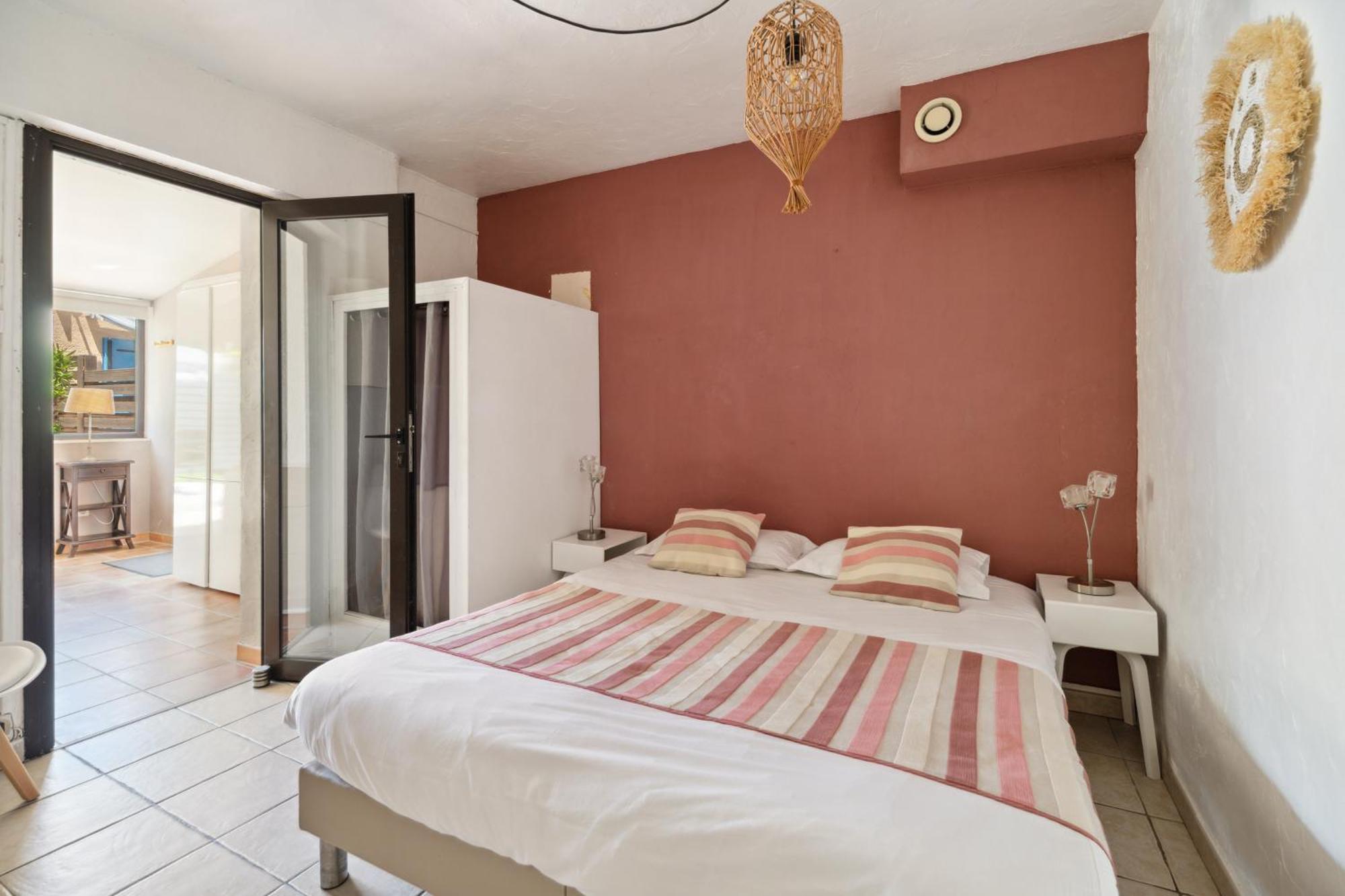 Hotel La Nartelle 圣马克西姆 外观 照片