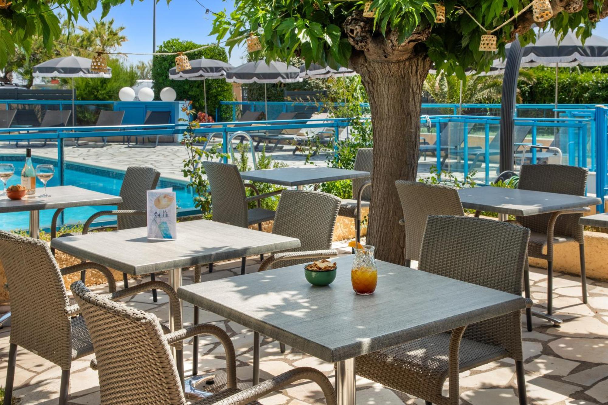 Hotel La Nartelle 圣马克西姆 外观 照片